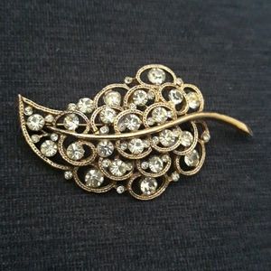 Vintage Rhinestone Leaf Pin